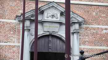 Oplichtster (57) veroordeeld tot 30 maanden cel: “Ze was uit op snel geldgewin”