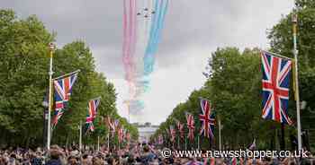 You can see the Red Arrows this weekend in London - Exact time of flypast