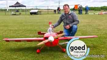 Piloten pakken uit met hun mooiste modelvliegtuigjes op Kristalpark in Lommel