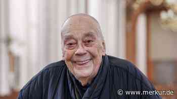 Poesie mit dem Nagel - Künstler Günther Uecker ist tot