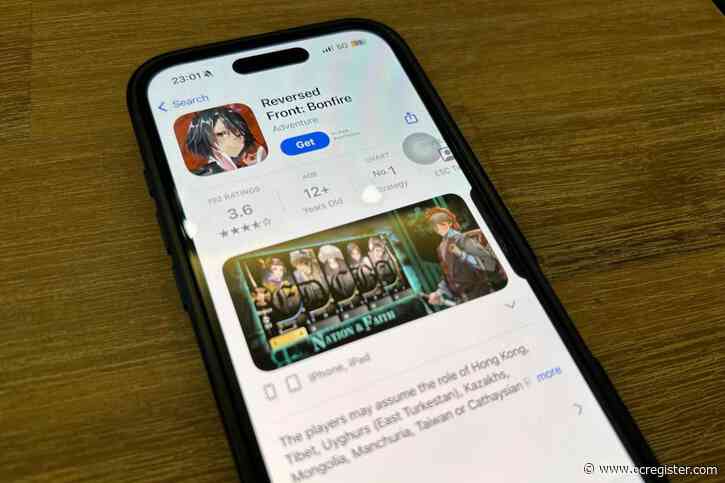 Hong Kong police accuse a mobile game app of promoting armed revolution