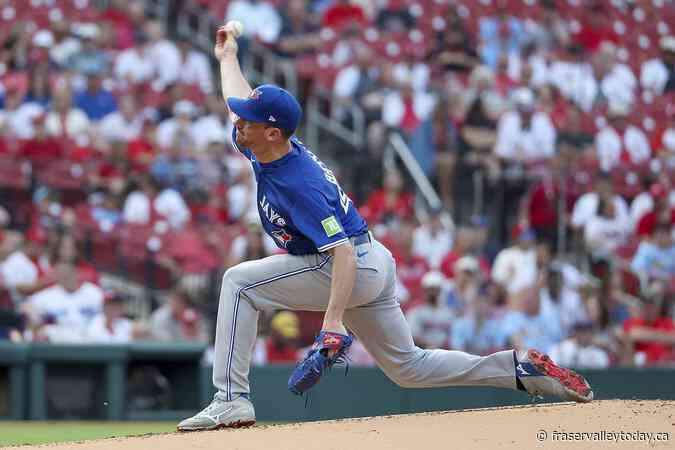 Giménez, Kirk homer to lead surging Blue Jays to 10-9 win over Cardinals