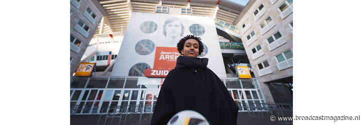 Aanstormend voetbaltalent Lily Yohannes in Koplopers