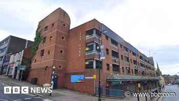 One-hour free parking announced for town centre