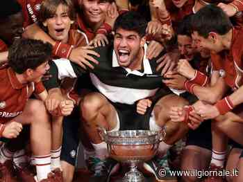 Ristorante e canzoni italiane: lo schiaffo di Alcaraz a Sinner dopo la vittoria al Roland Garros