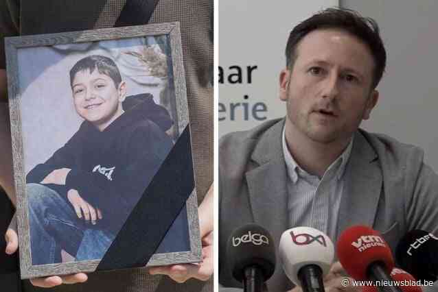 Meer details over onderzoek naar dodelijke aanrijding Fabian (11): agent reed zonder zwaailicht en sirene en krijgt enkelband