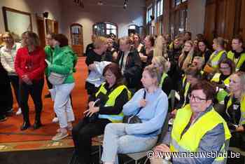 Afstoten vier stadsdiensten na stevig debat in gemeenteraad goedgekeurd in bijzijn van personeel: “Er komen zeker nog acties”