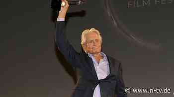 Bitte um Entschuldigung: Michael Douglas schämt sich für die USA