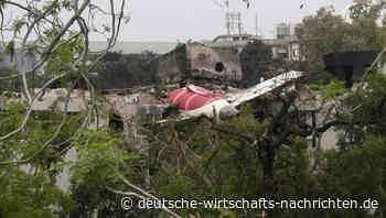 Flugzeugabsturz in Indien: Was passierte bei Flug AI171?