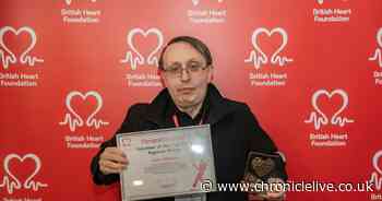 Beloved British Heart Foundation volunteer wins top prize for going 'above and beyond'