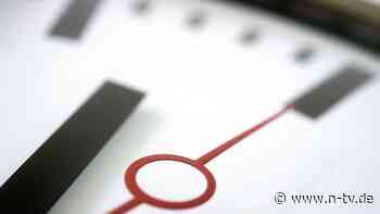 Urteil aus dem Arbeitsrecht: Zählen lange Wege im Betrieb zur Arbeitszeit?