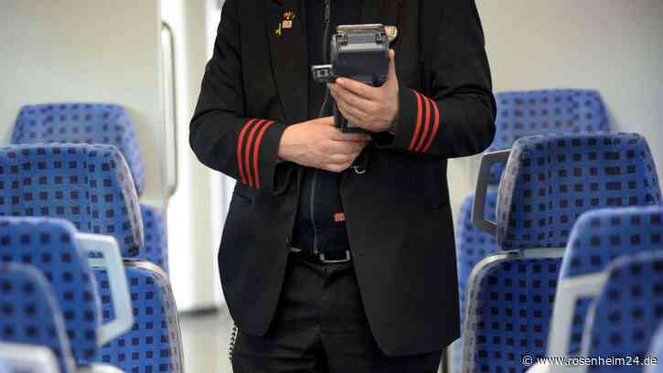 „Ein Zeichen setzen“: Bahnpersonal wirft alle Fahrgäste aus ICE in Bayern – die sind fassungslos