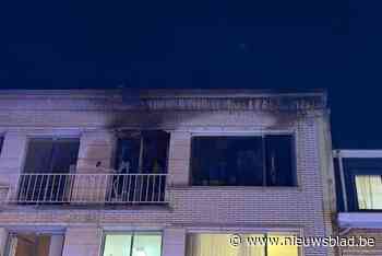 Vier bewoners naar ziekenhuis na zware brand in Deurne