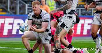 Hull FC vs Castleford Tigers LIVE second half action as Castleford hold lead