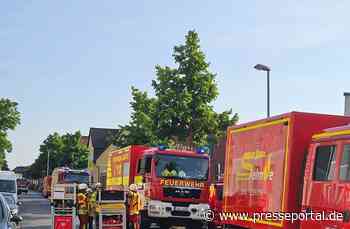 FW Lehrte: Verpuffung in chemischer Fabrik - Großeinsatz in Lehrte erweist sich als Übung