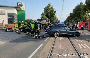 FW-DO: Verkehrsunfall zwischen zwei PKW - eine Person schwer verletzt