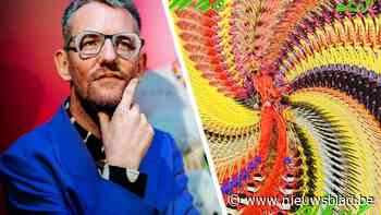 Frontman Talking Heads met outfit van Bilzense modeontwerper op nieuwe plaat: “Maar ik heb hem nog niet ontmoet”