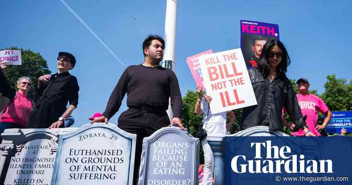 MPs back bill changes to prevent medics raising assisted dying with under-18s