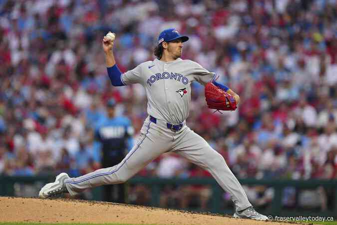 Suárez tosses 7 shutout innings, Schwarber hits 22nd homer to lead Phillies past Toronto 8-0