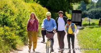 Hollywood star pictured on set of new comedy film in North Yorkshire