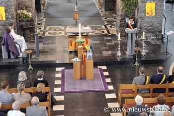 Assenede neemt afscheid van ereburgemeester Daniël Nuytinck: “Zijn deur stond open, zijn hart nog meer”