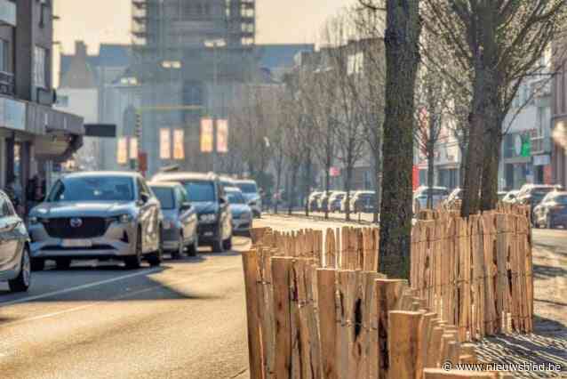 Buschauffeur rijdt ziekenwagen aan tijdens interventie