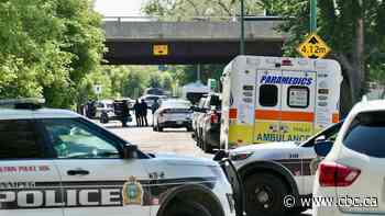 Winnipeg's Disraeli Bridge closed as police respond to weapons call