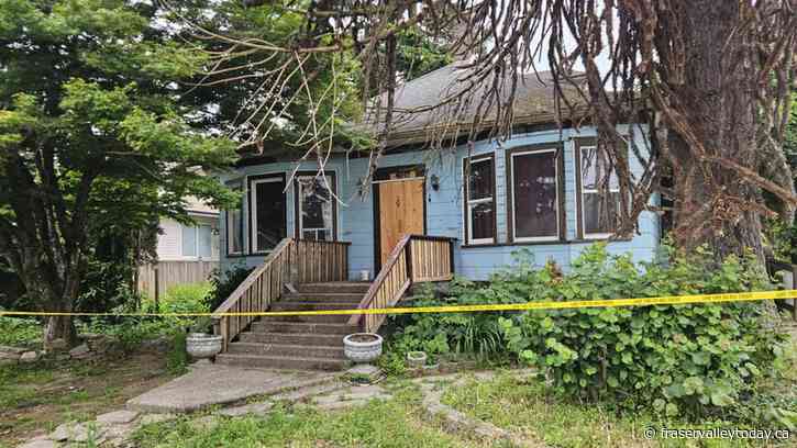 Chilliwack firefighters respond to basement blaze in over 100-year-old derelict home