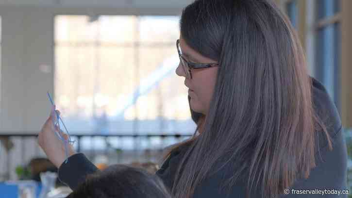 Agassiz-area gallery hosts First Nations Beadathon for National Indigenous Peoples Day