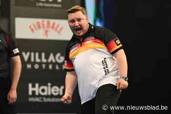 VIDEO. Duitsland stunt op World Cup of Darts en schakelt topfavoriet Engeland met Littler en Humphries uit