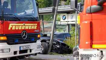 Unfall bei Stein an der Traun – Senior (74) aus Kreis Traunstein schwer verletzt