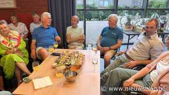 Rode Kruis Vlaanderen zet bloeddonoren en cursisten in de bloemetjes, Zandhoven is nu Hartveilige Gemeente