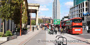 Minister halts roll-out of 'floating' bus stops