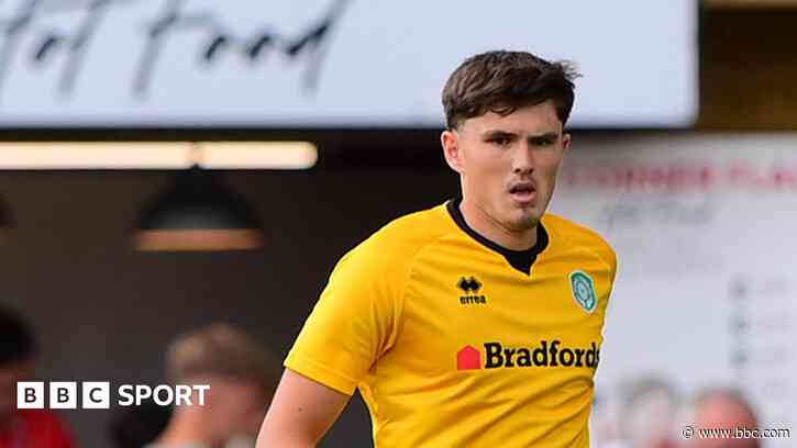 Accrington sign Southampton goalkeeper Wright