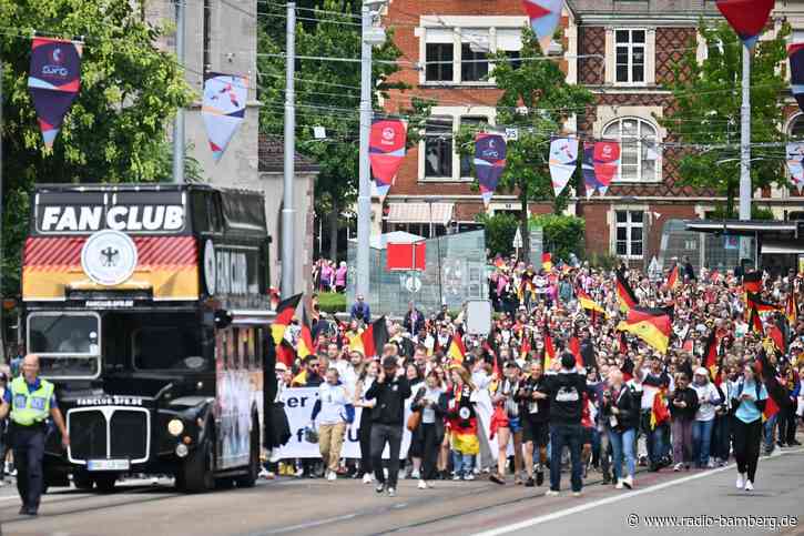 Rekordandrang deutscher Fans beim EM-Spiel in Basel