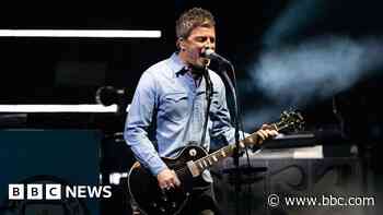 Man arrested after reports of fake Oasis tickets