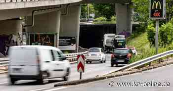 B76: Teile der Böschung abgerutscht - Barkauer Kreuz wurde gesperrt