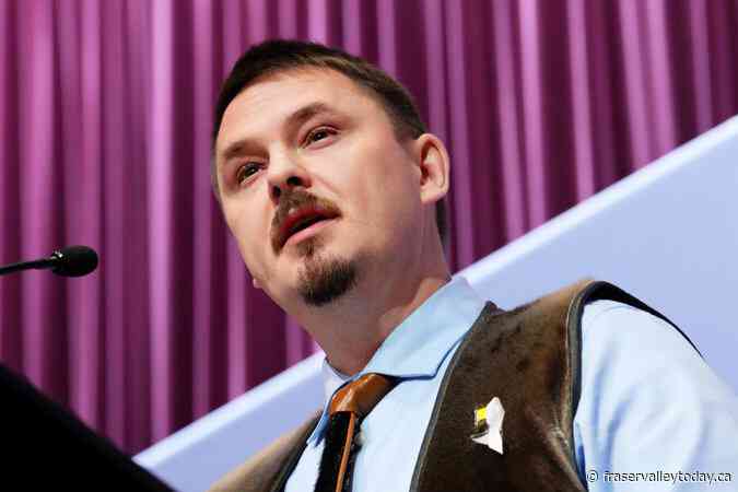 Nunavut Premier P.J. Akeeagok planning to leave politics to spend time with family