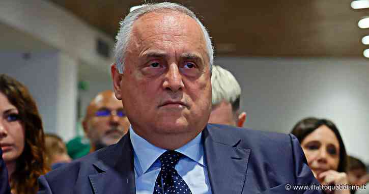 Lotito trasportato al Gemelli in ambulanza: “Nessun malore, sono le maledizioni che mi mandano”