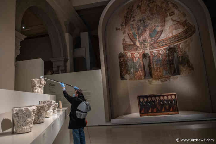 Sijena Murals Spark Protest as Aragon Team Begins Inspection