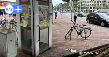Vermüllt, stinkend und lange außer Betrieb: Zäher Abbau der Telekom-Telefonzellen in Hannover