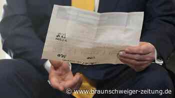 Trumps Spickzettel verrät, wie er die EU über den Tisch zog