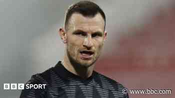 Veteran Smith backed to make World Cup