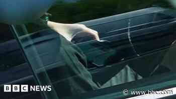 Video captures driver using phone on lap on M25