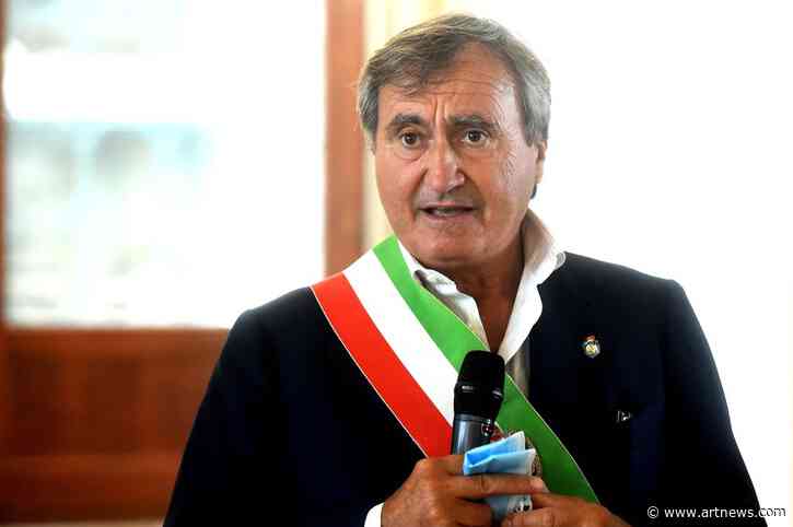 Venice’s Mayor Warns that Russia’s Pavilion Will Be Closed if It Peddles Propaganda at Biennale