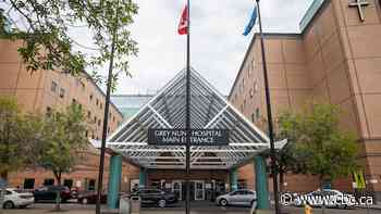Edmonton emergency doctors and hospitalists warn of ER backlogs when stipend payments end