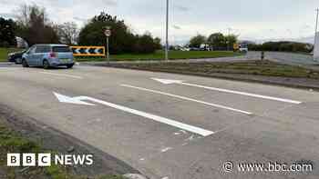 Error admitted with roundabout arrow painting