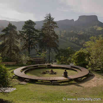 Compass Bonfire / messina | rivas