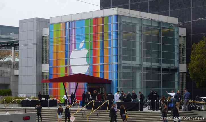 Apple FORCES iPhone Users To Prove Age With ID Or Lose Unrestricted Internet Access
