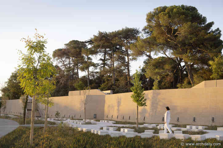 Cities of the Dead: 10 Projects Exploring Burial Architecture
